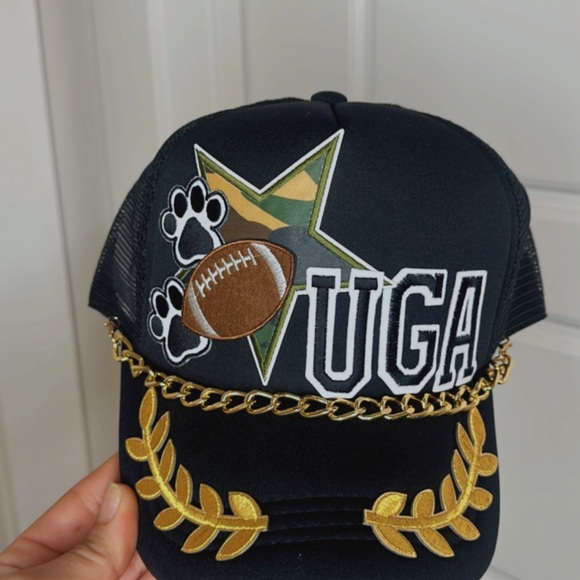 University of Georgia, custom trucker hat - Picture 6 of 6